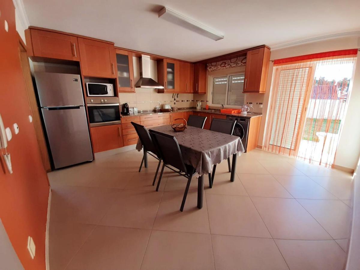 Spacious House In Aldeia Dos Pinheiros With Pool Azeitao Exterior foto