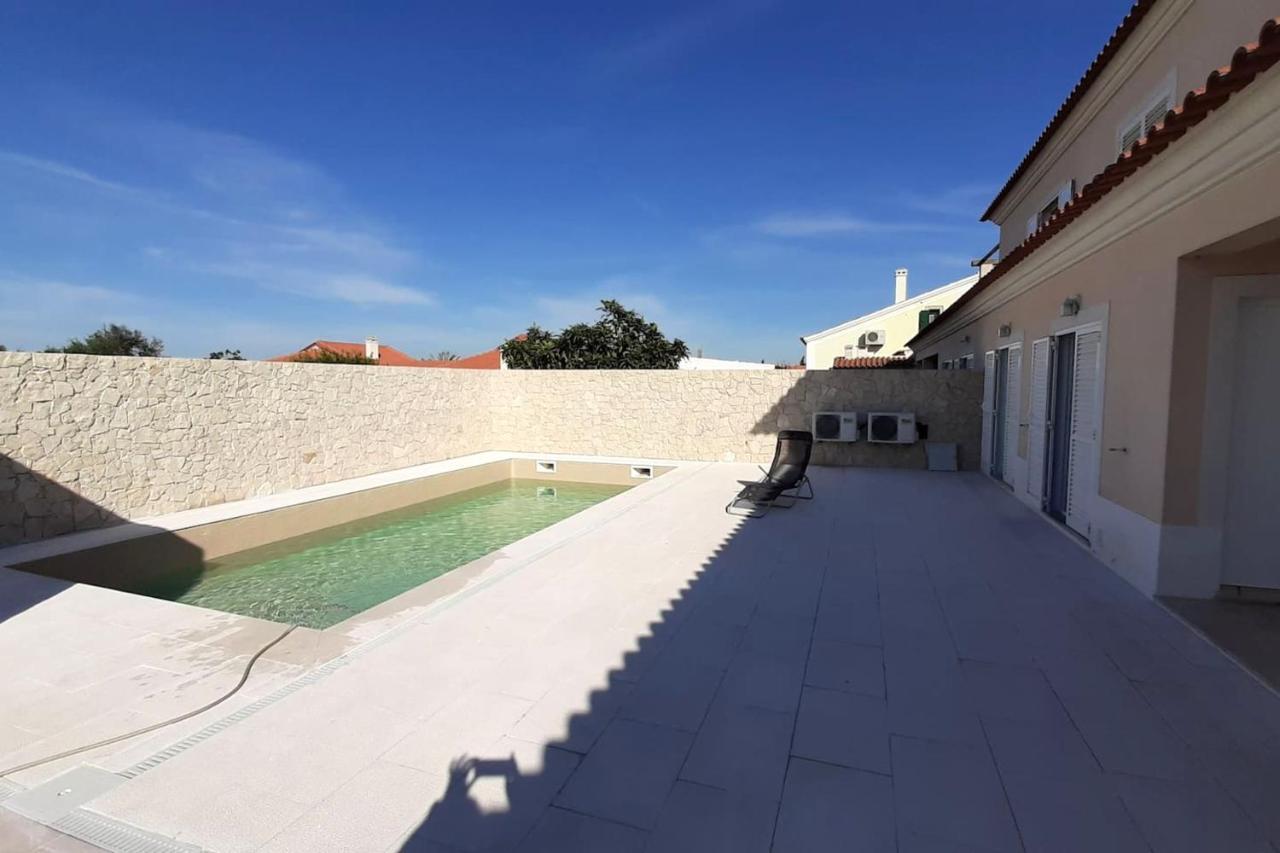 Spacious House In Aldeia Dos Pinheiros With Pool Azeitao Exterior foto